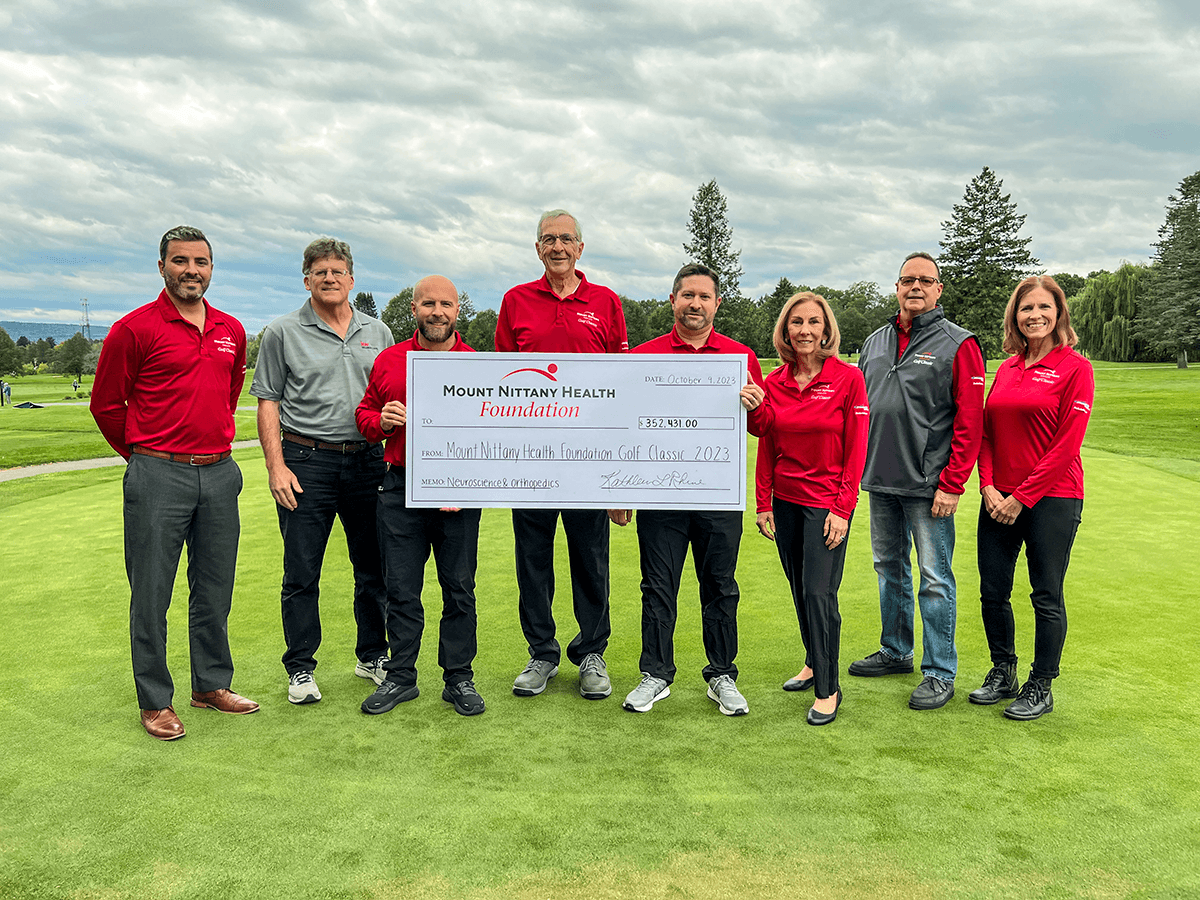 MNH_events_golfclassic_2023_check-presentation_03